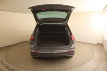 VW Tiguan Life TSI DSG in Delfingrau Metallic
