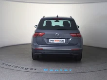 VW Tiguan Life TSI DSG in Delfingrau Metallic