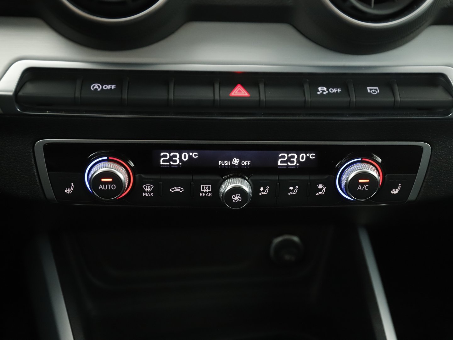 Audi Q2 35 TFSI Design | Bild 12 von 22