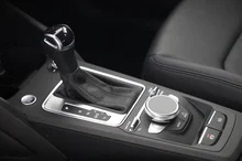 Audi Q2 35 TDI quattro intense in MYTHOSSCHWARZ METALLIC