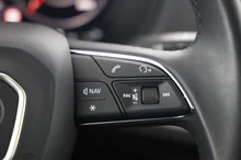 Audi Q2 35 TDI quattro intense in MYTHOSSCHWARZ METALLIC