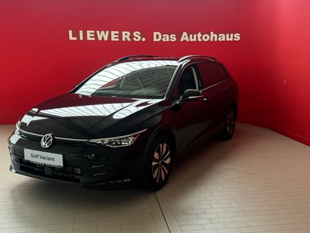 VW Golf Variant Business mHeV DSG