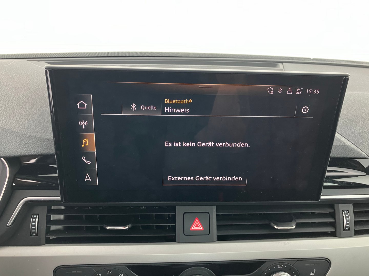 Audi A4 Limousine 35 TFSI S line | Bild 8 von 14