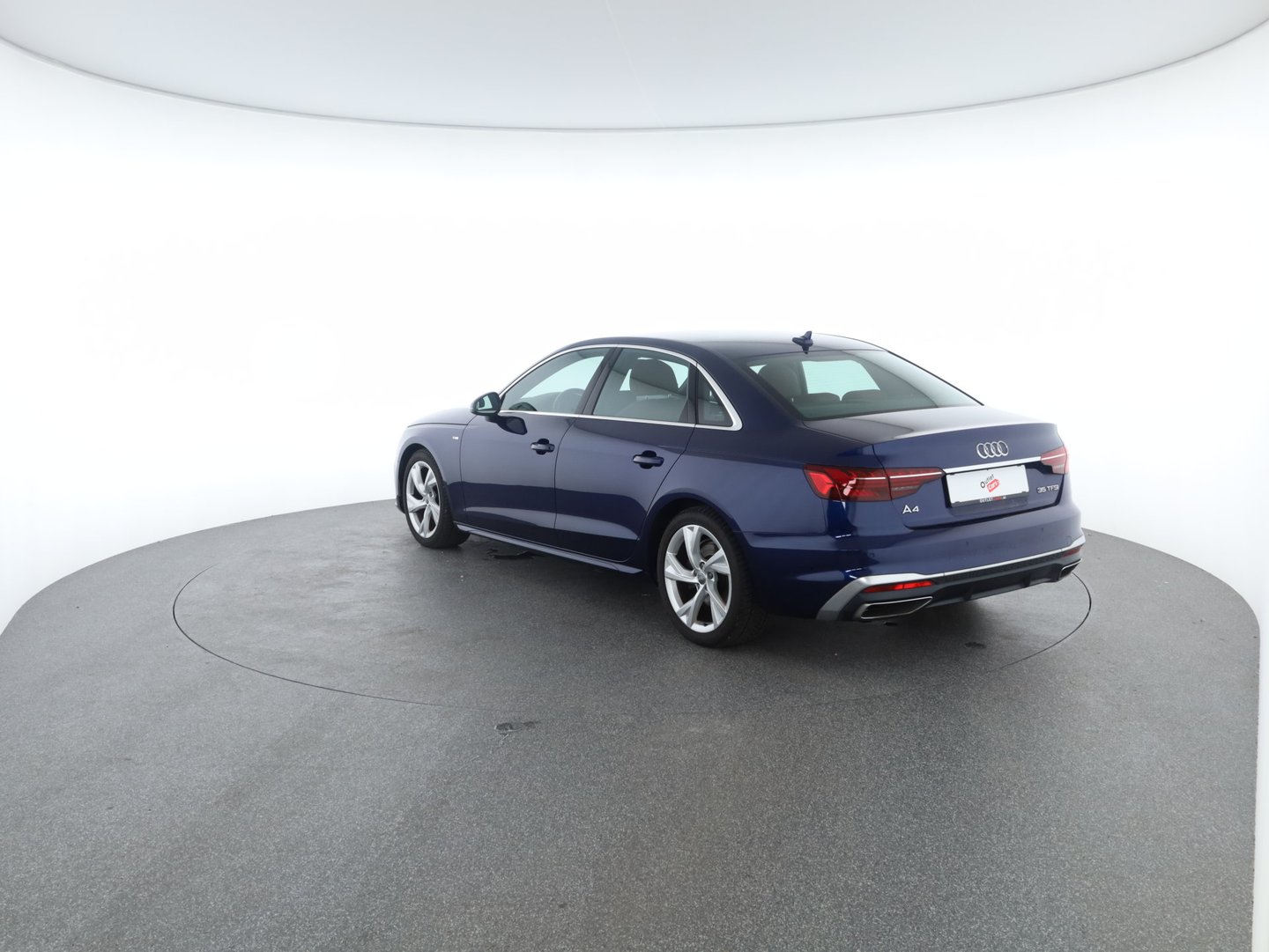 Audi A4 Limousine 35 TFSI S line | Bild 2 von 14