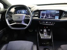 Audi Q4 e-tron 50 e-tron quattro in Taifungrau metallic