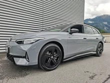 VW ID.7 Tourer GTX 4MOTION 250kW Business in Mondsteingrau Dach Schwarz