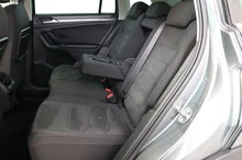 VW Tiguan Highline TDI SCR 4MOTION DSG in Indiumgrau Metallic