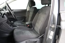VW Tiguan Highline TDI SCR 4MOTION DSG in Indiumgrau Metallic