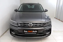 VW Tiguan Highline TDI SCR 4MOTION DSG in Indiumgrau Metallic