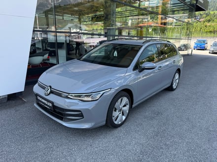 VW Golf Variant Life mHeV DSG