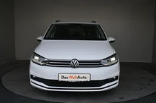VW Touran Comfortline TDI SCR in Pure White