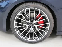 Audi A5 Avant TDI quattro in Firmamentblau Metallic