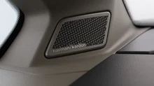 VW Multivan Edition ÜH eHybrid 180 kW 4M in Candyweiß/Dach Deepblack