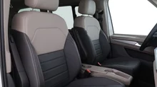 VW Multivan Edition ÜH eHybrid 180 kW 4M in Candyweiß/Dach Deepblack