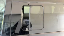 VW Multivan Business eHybrid 180 kW 4MOTION in Deepblack Perleffekt