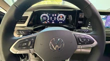 VW Multivan Business eHybrid 180 kW 4MOTION in Deepblack Perleffekt