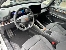 CUPRA Born PLUS 58/61 140kW/190PS in Nevada-Weiß Metallic