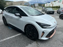 CUPRA Born PLUS 58/61 140kW/190PS in Nevada-Weiß Metallic