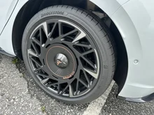 CUPRA Born PLUS 58/61 140kW/190PS in Nevada-Weiß Metallic