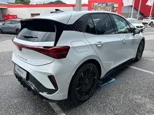 CUPRA Born PLUS 58/61 140kW/190PS in Nevada-Weiß Metallic