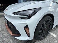 CUPRA Born PLUS 58/61 140kW/190PS in Nevada-Weiß Metallic