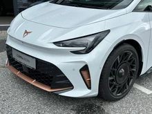 CUPRA Born PLUS 58/61 140kW/190PS in Nevada-Weiß Metallic