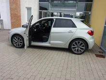 Thumbnail-Foto von Fahrzeug