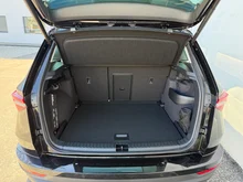 Škoda Karoq 4x4 Selection TDI DSG in Black-Magic Perleffekt