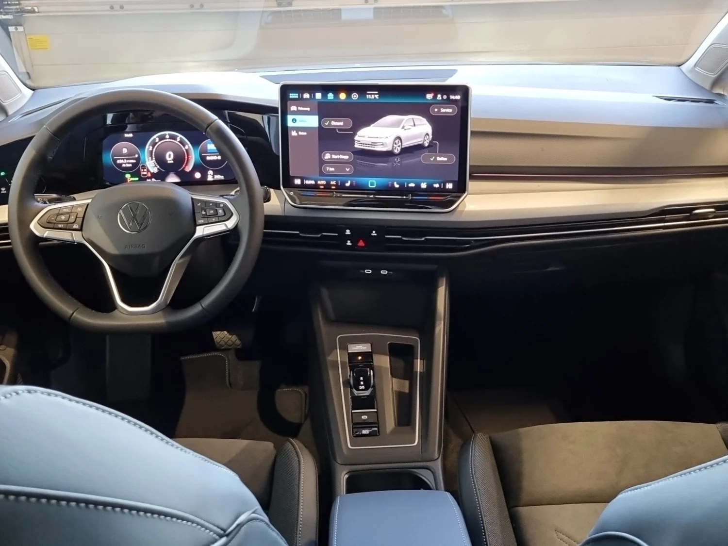 Bild eines Golf Variant Business mHeV DSG