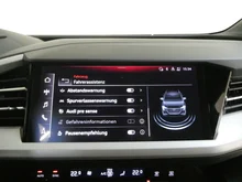 Audi Q4 e-tron 40 e-tron in 2L Taifungrau Metallic