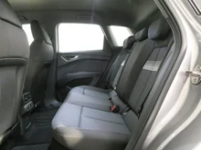 Audi Q4 e-tron 40 e-tron in 2L Taifungrau Metallic
