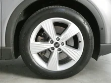Audi Q4 e-tron 40 e-tron in 2L Taifungrau Metallic