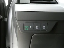 Audi Q4 e-tron 40 e-tron in 2L Taifungrau Metallic