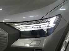 Audi Q4 e-tron 40 e-tron in 2L Taifungrau Metallic