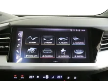 Audi Q4 e-tron 40 e-tron in 2L Taifungrau Metallic