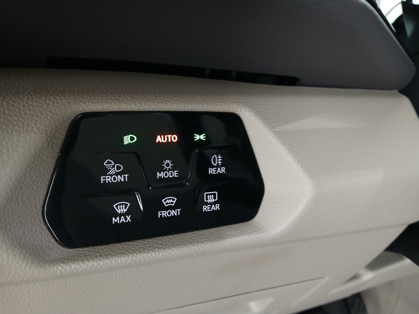 VW California Beach Camper eHyb. 180 kW 4M | Bild 12 von 36