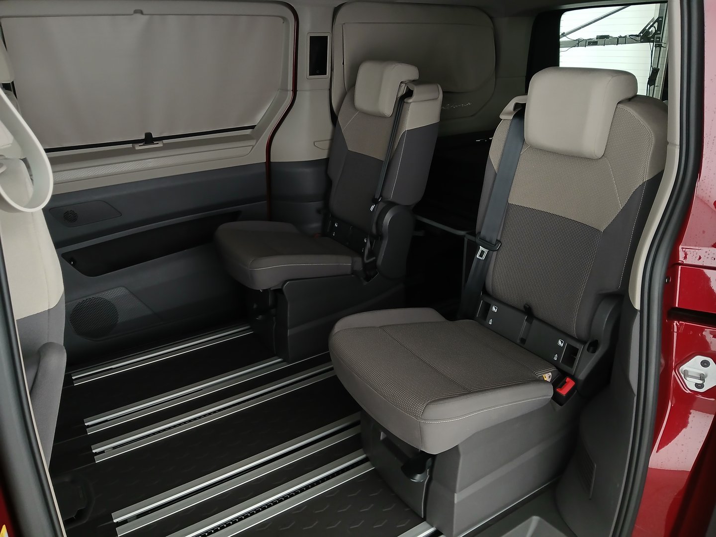 VW California Beach Camper eHyb. 180 kW 4M | Bild 27 von 36