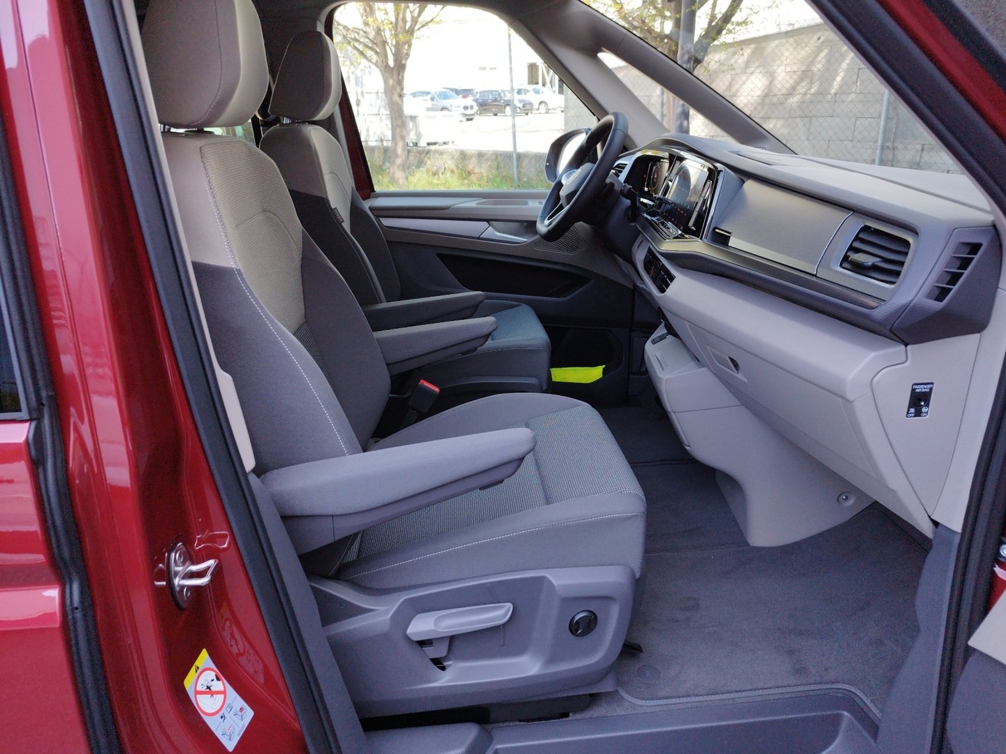 VW California Beach Camper eHyb. 180 kW 4M | Bild 10 von 25