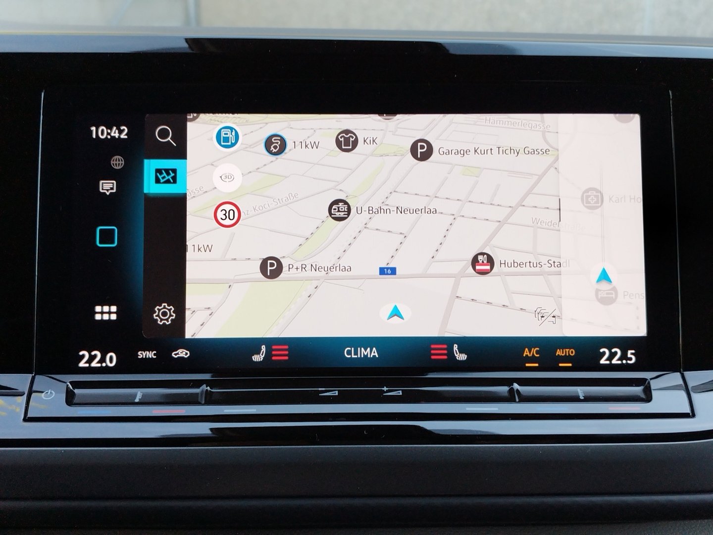 VW California Beach Camper eHyb. 180 kW 4M | Bild 21 von 25