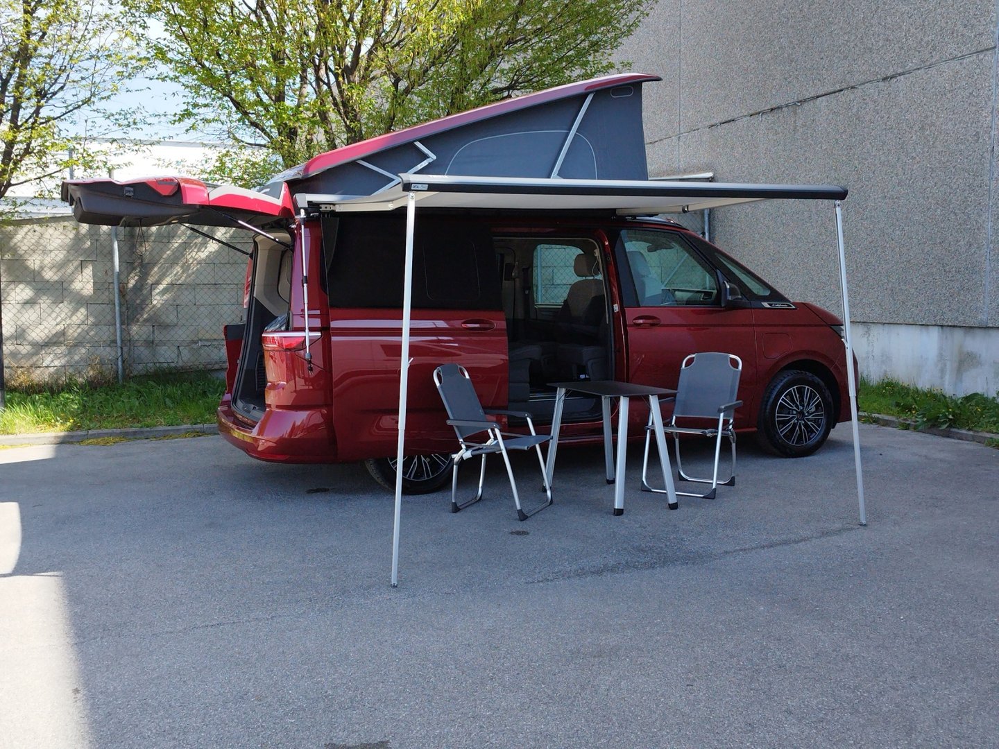 VW California Beach Camper eHyb. 180 kW 4M | Bild 13 von 25