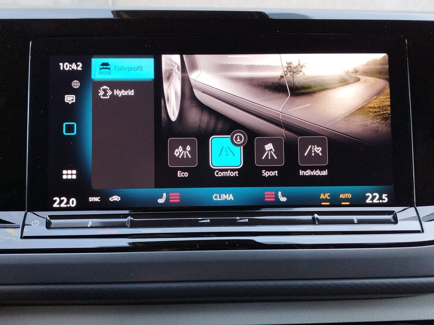 VW California Beach Camper eHyb. 180 kW 4M | Bild 23 von 25