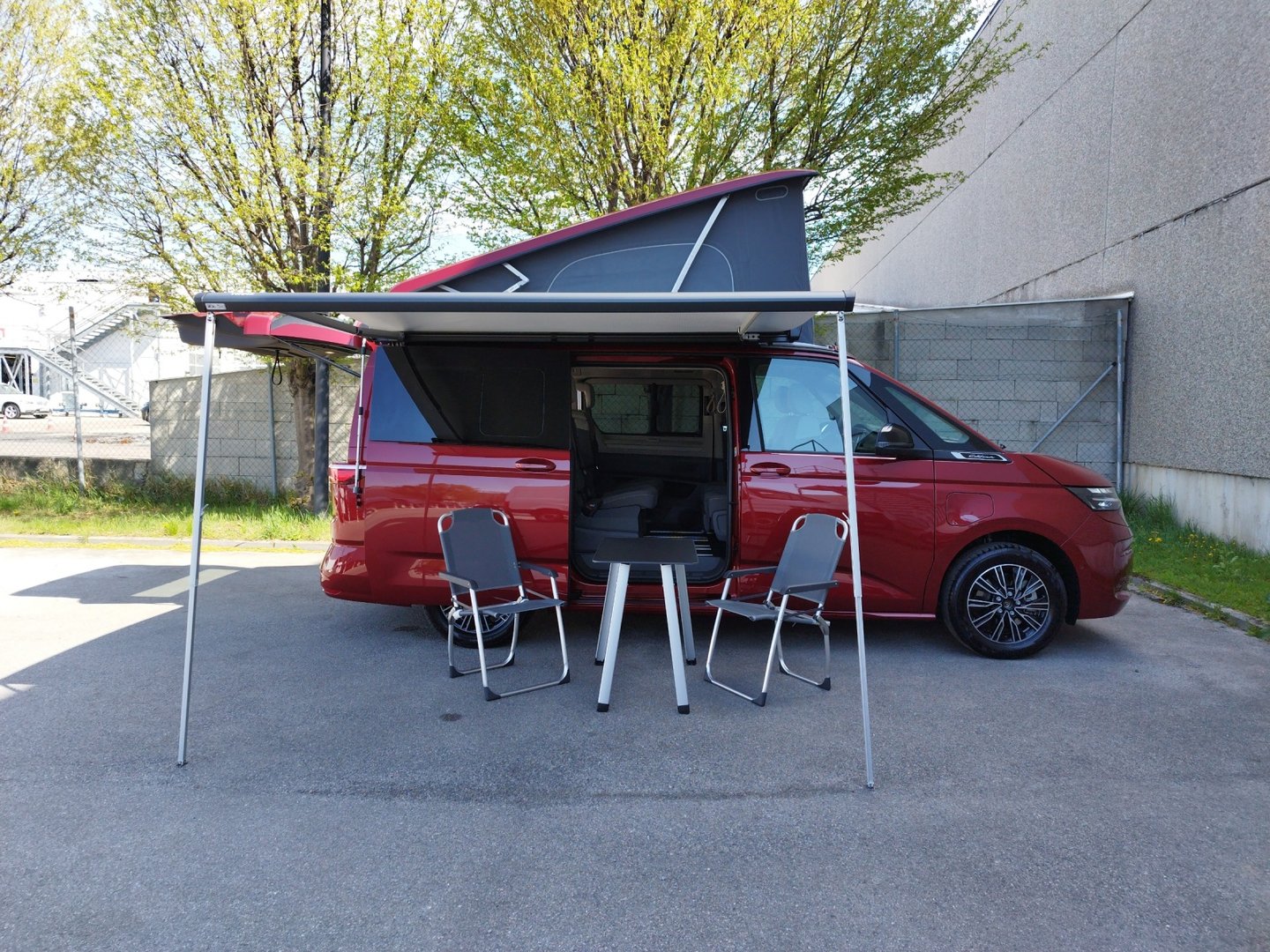 VW California Beach Camper eHyb. 180 kW 4M | Bild 14 von 25