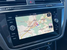 VW Tiguan Sky TDI SCR in Indiumgrau Metallic