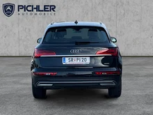 Audi Q5 50 TFSI e quattro in Brillantschwarz Klar