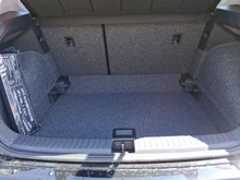 SEAT Arona Reference Edition 1.0 TSI in Nacht-Schwarz Metallic