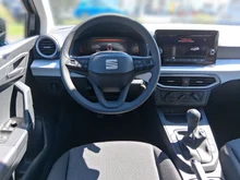 SEAT Arona Reference Edition 1.0 TSI in Nacht-Schwarz Metallic