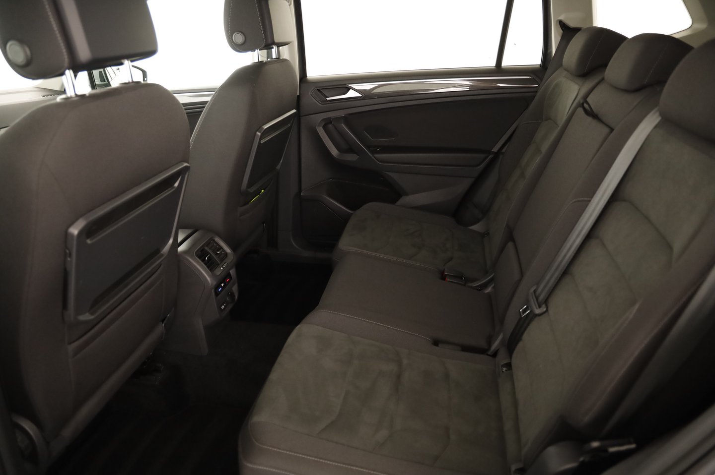 VW Tiguan Allspace Highline TDI 4MOTION DSG | Bild 9 von 15