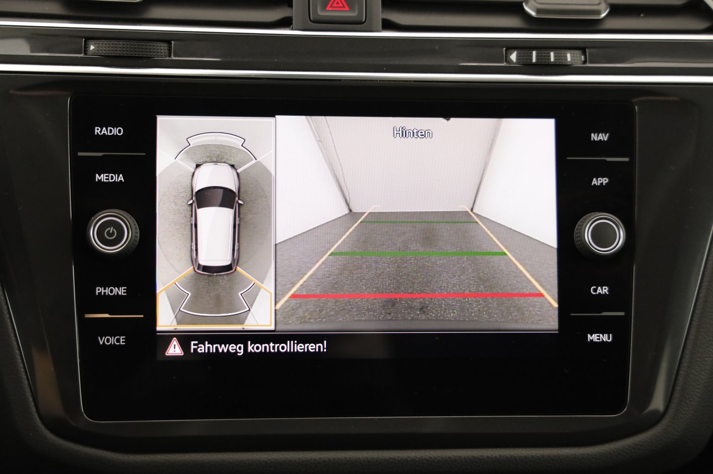 VW Tiguan Allspace Highline TDI 4MOTION DSG | Bild 8 von 15