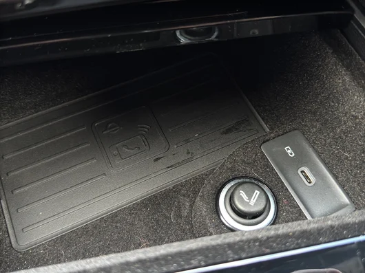 Bild eines VW Touareg R eHybrid TSI 4MOTION