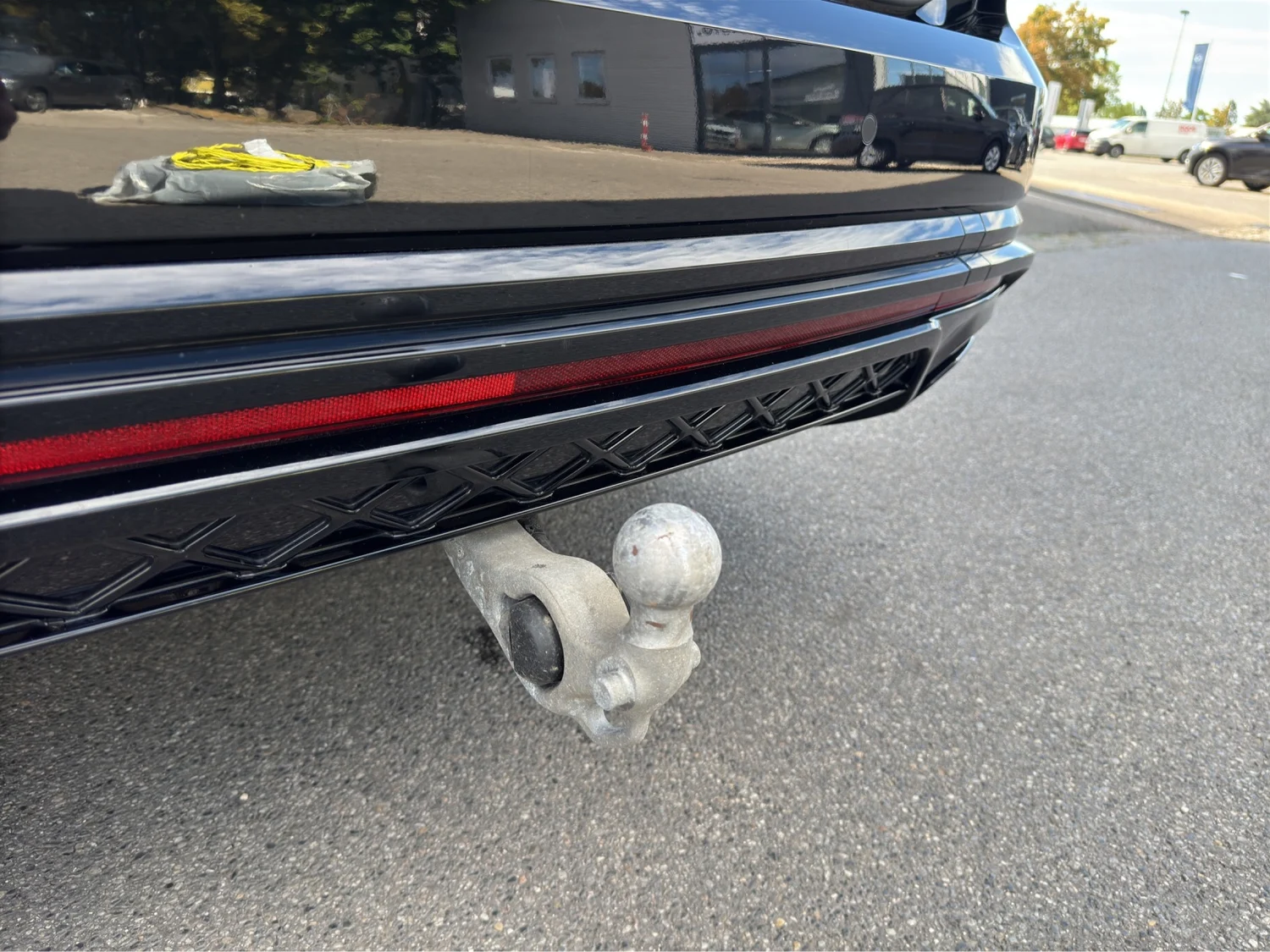 Bild eines VW Touareg R eHybrid TSI 4MOTION